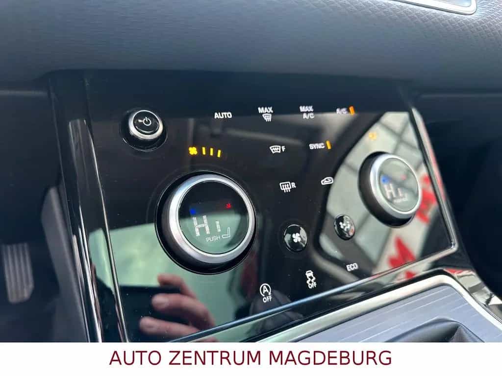 Land Rover Range Rover Rover D150 S Evoque NAV*LEDER*PANO*1.HD 03/2020-photo-23