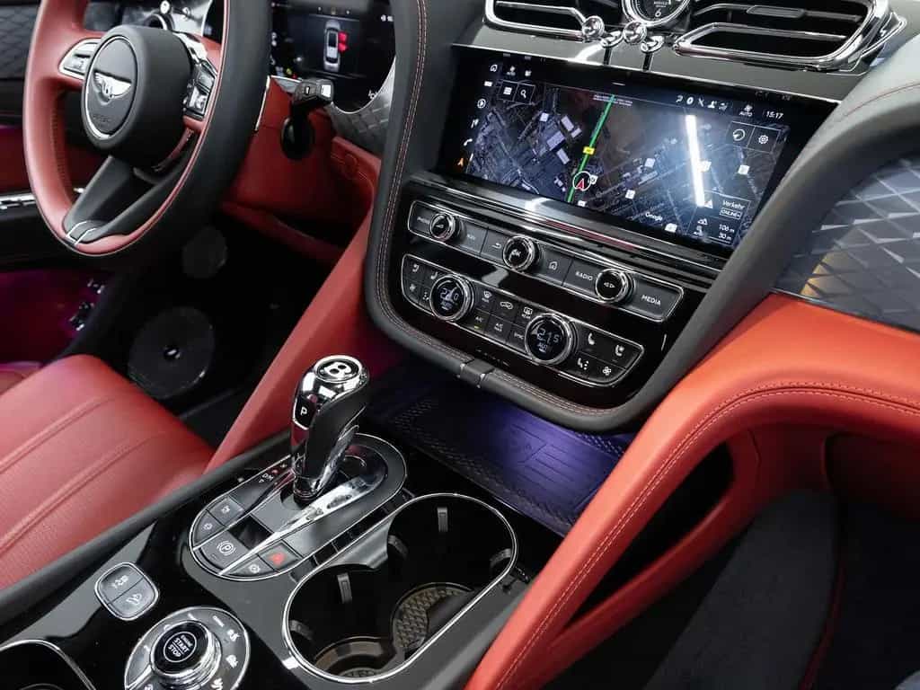 Bentley Bentayga S V8 von BENTLEY MANNHEIM 06/2024-photo-15
