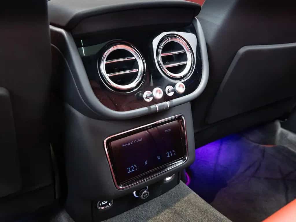 Bentley Bentayga S V8 von BENTLEY MANNHEIM 06/2024-photo-20