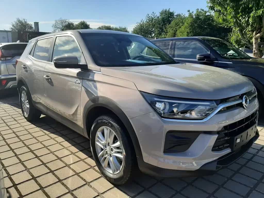 KGM Korando 1.5 T-GDI Essential(Nomad) Automatik null-photo-0