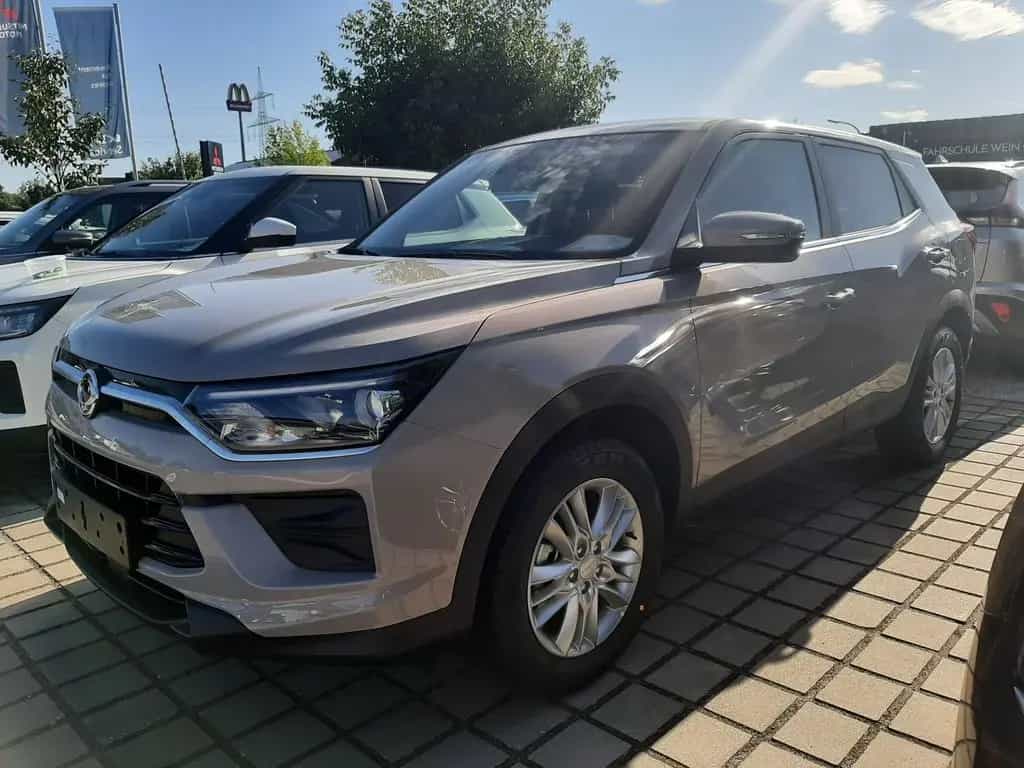 KGM Korando 1.5 T-GDI Essential(Nomad) Automatik null-photo-2