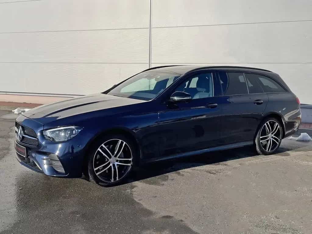 Mercedes-Benz E 200 4Matic AMG LINE AHK SPORTPAKET DAB LORDOSE 01/2021-photo-0