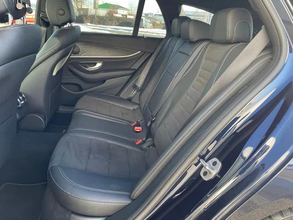 Mercedes-Benz E 200 4Matic AMG LINE AHK SPORTPAKET DAB LORDOSE 01/2021-photo-11