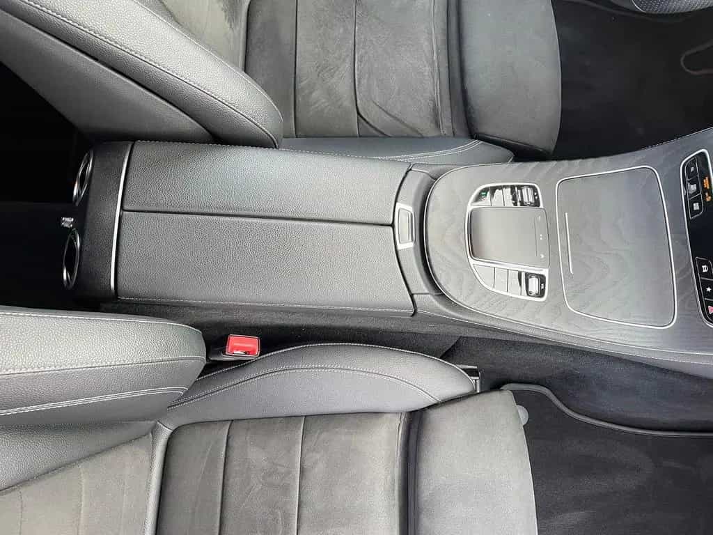Mercedes-Benz E 200 4Matic AMG LINE AHK SPORTPAKET DAB LORDOSE 01/2021-photo-26