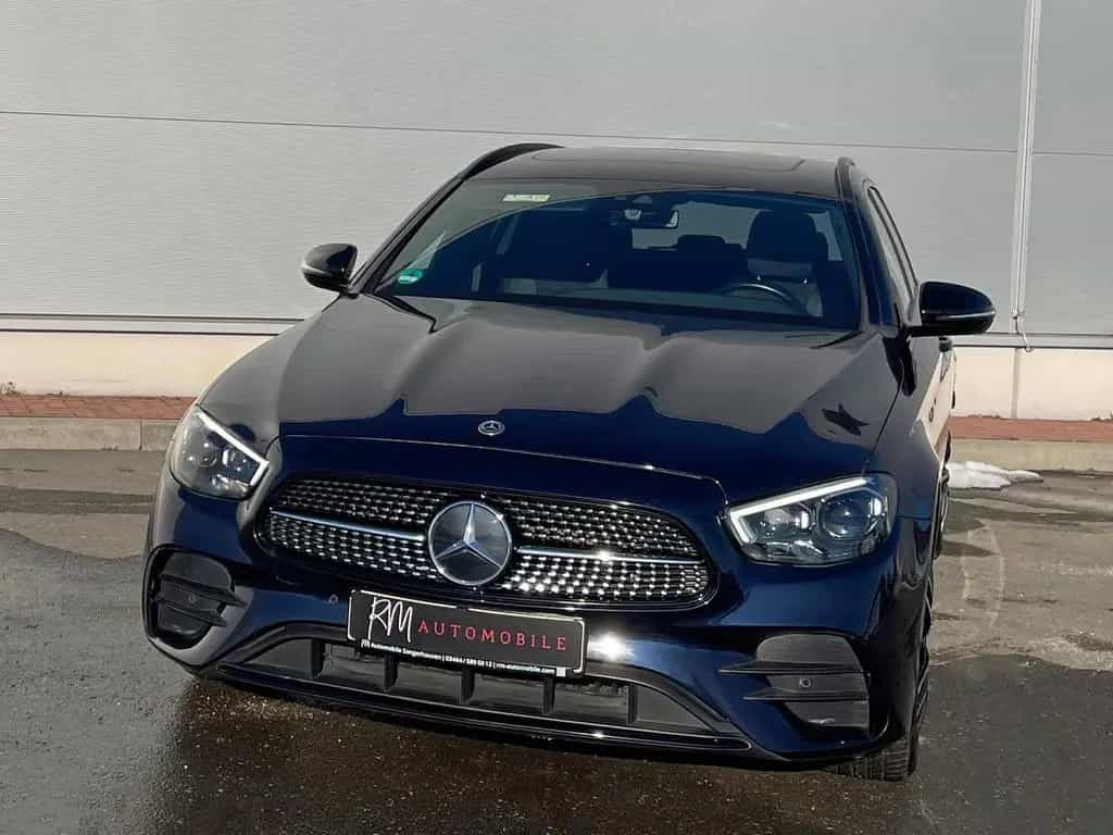 Mercedes-Benz E 200 4Matic AMG LINE AHK SPORTPAKET DAB LORDOSE 01/2021-photo-3