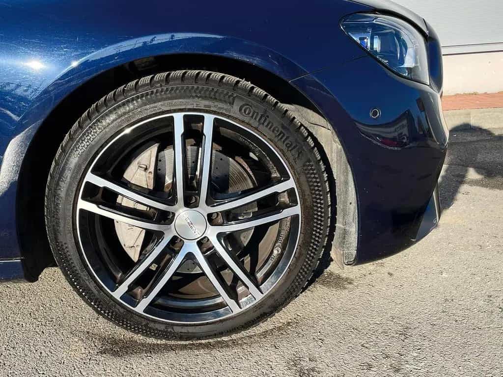 Mercedes-Benz E 200 4Matic AMG LINE AHK SPORTPAKET DAB LORDOSE 01/2021-photo-32