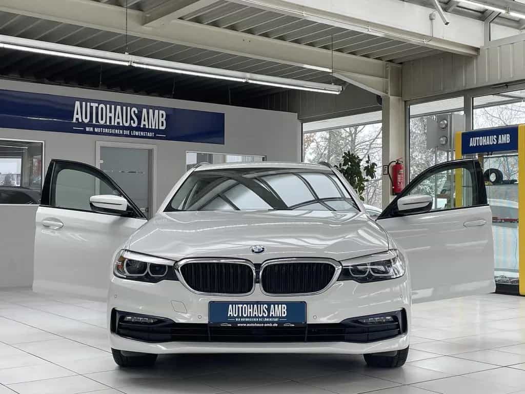 BMW 5 Series 530i xDrive Sport Line HeadUp 360° AHK SHZ 01/2020-photo-6