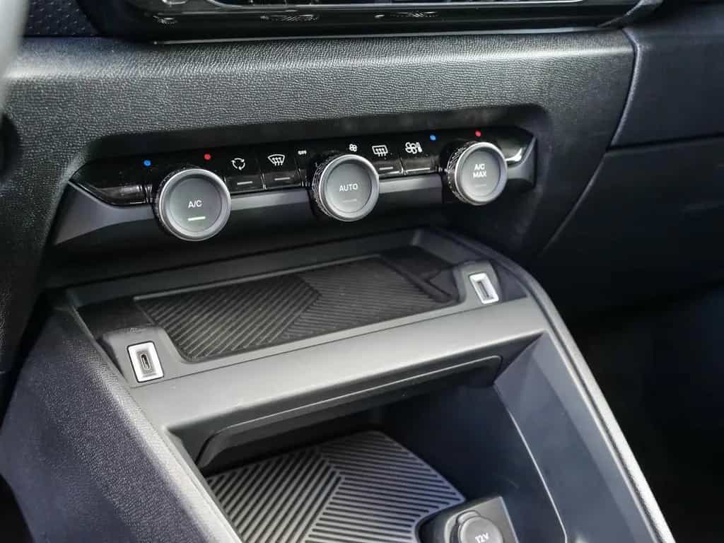 Citroën C4 Shine HUD Navi 360 Kamera LED Apple CarPlay A 10/2023-photo-15