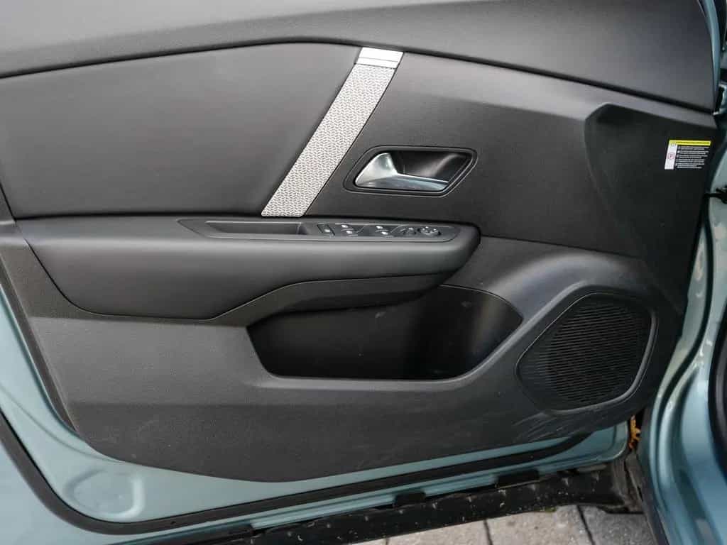 Citroën C4 Shine HUD Navi 360 Kamera LED Apple CarPlay A 10/2023-photo-16