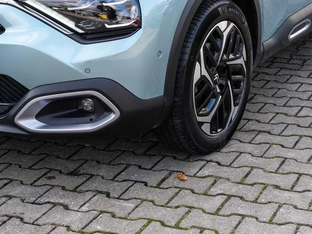 Citroën C4 Shine HUD Navi 360 Kamera LED Apple CarPlay A 10/2023-photo-2