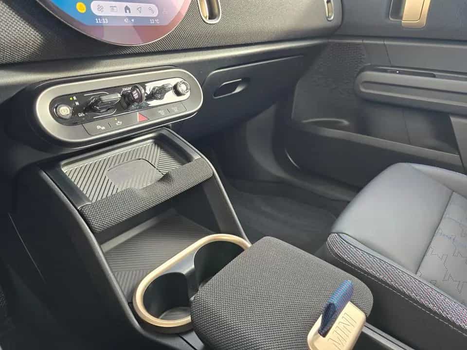 MINI Countryman C (Cooper) Countryman C Favoured Trim Navi Head-Up Alarm 04/2024-photo-8
