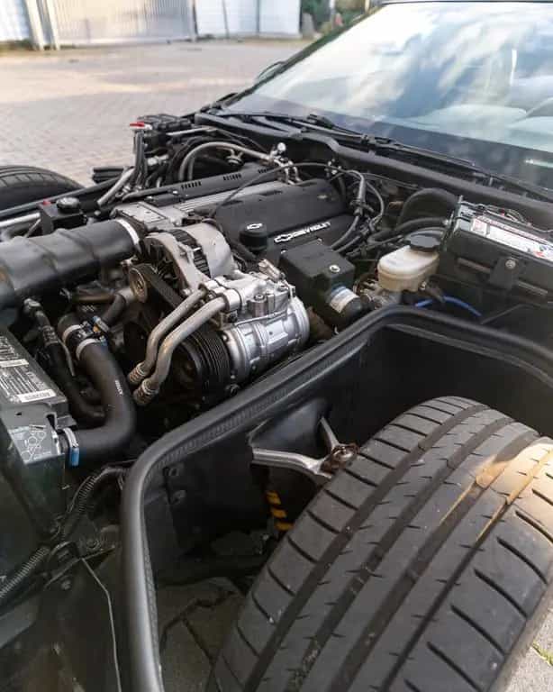 Corvette C4 *MOTOR&TECHNIK-NEU*LACK-AUTHENTISCH*TOP*SPASS 07/1992-photo-10