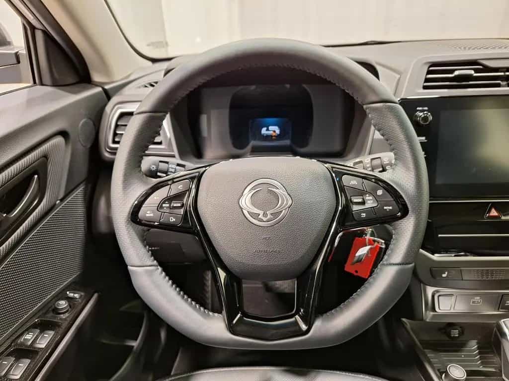 KGM Tivoli 1.5. P AT 2WD Platinum MY24 LED|Navi|RFK 11/2024-photo-16