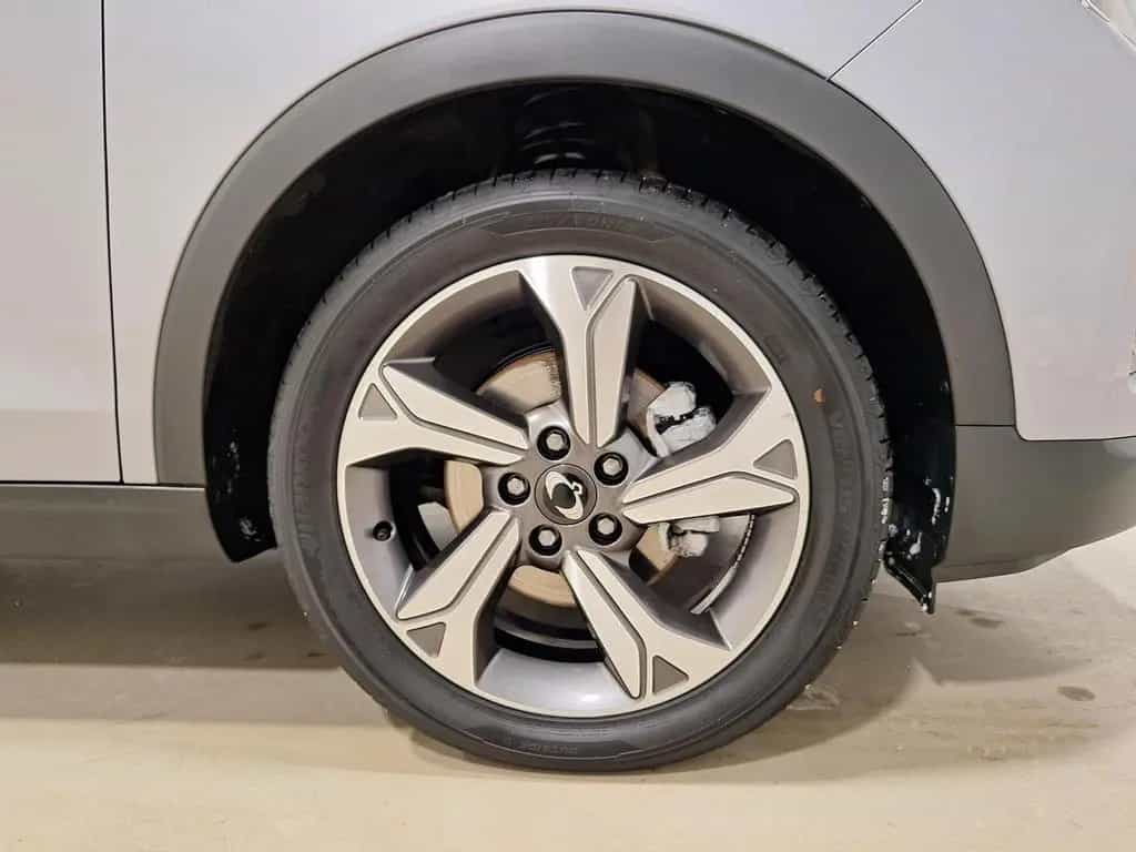 KGM Tivoli 1.5. P AT 2WD Platinum MY24 LED|Navi|RFK 11/2024-photo-9