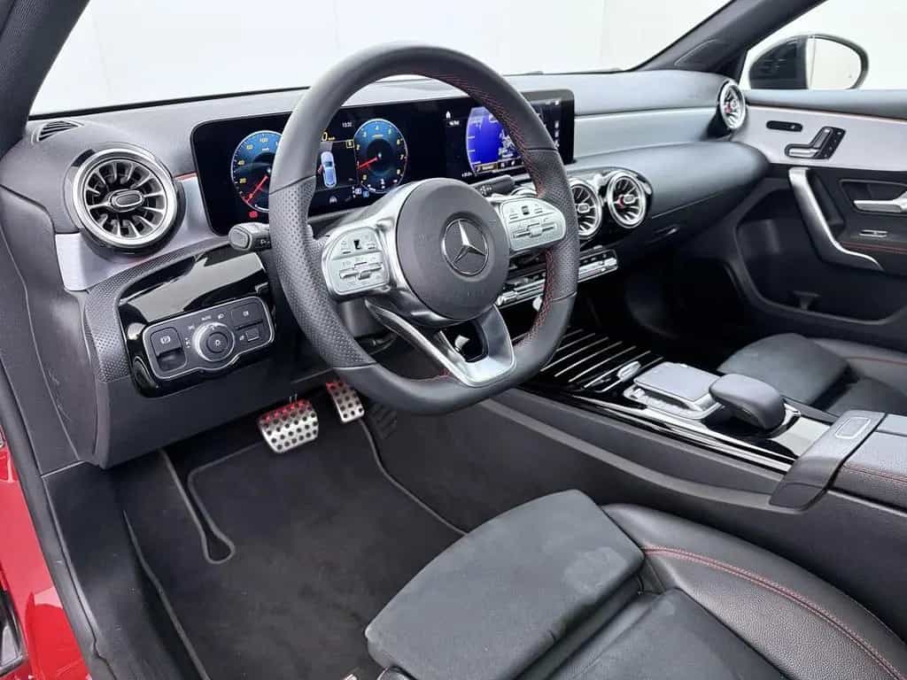 Mercedes-Benz A 180 Business Solution AMG panorama dach | Memo 02/2021-photo-11