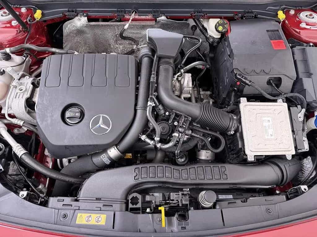 Mercedes-Benz A 180 Business Solution AMG panorama dach | Memo 02/2021-photo-9