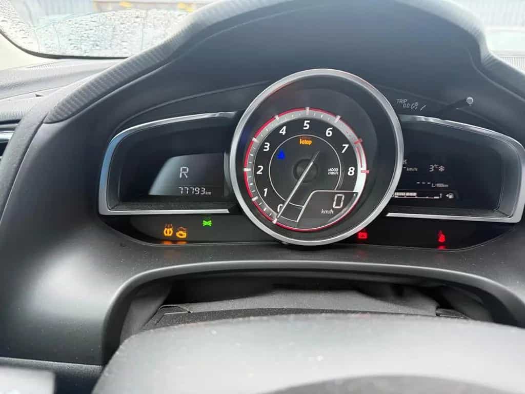 Mazda 3 LIM.SPORTS-LINE/AUTOMATIK/NAVI/KAMERA/TÜV NEU 08/2016-photo-9