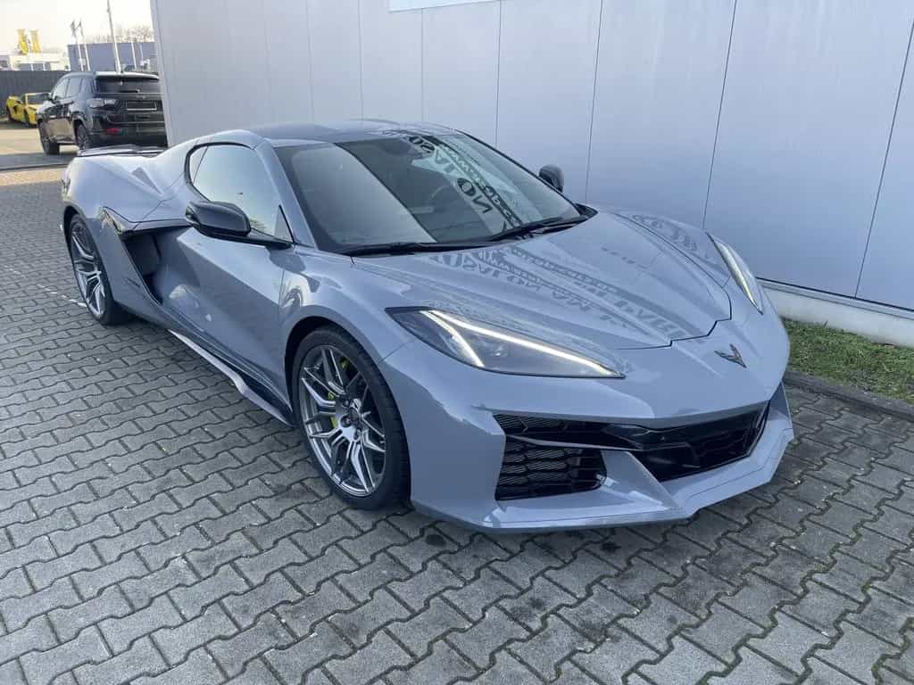 Corvette Z06 Coupe 3LZ 5.5 V8 08/2025-photo-17