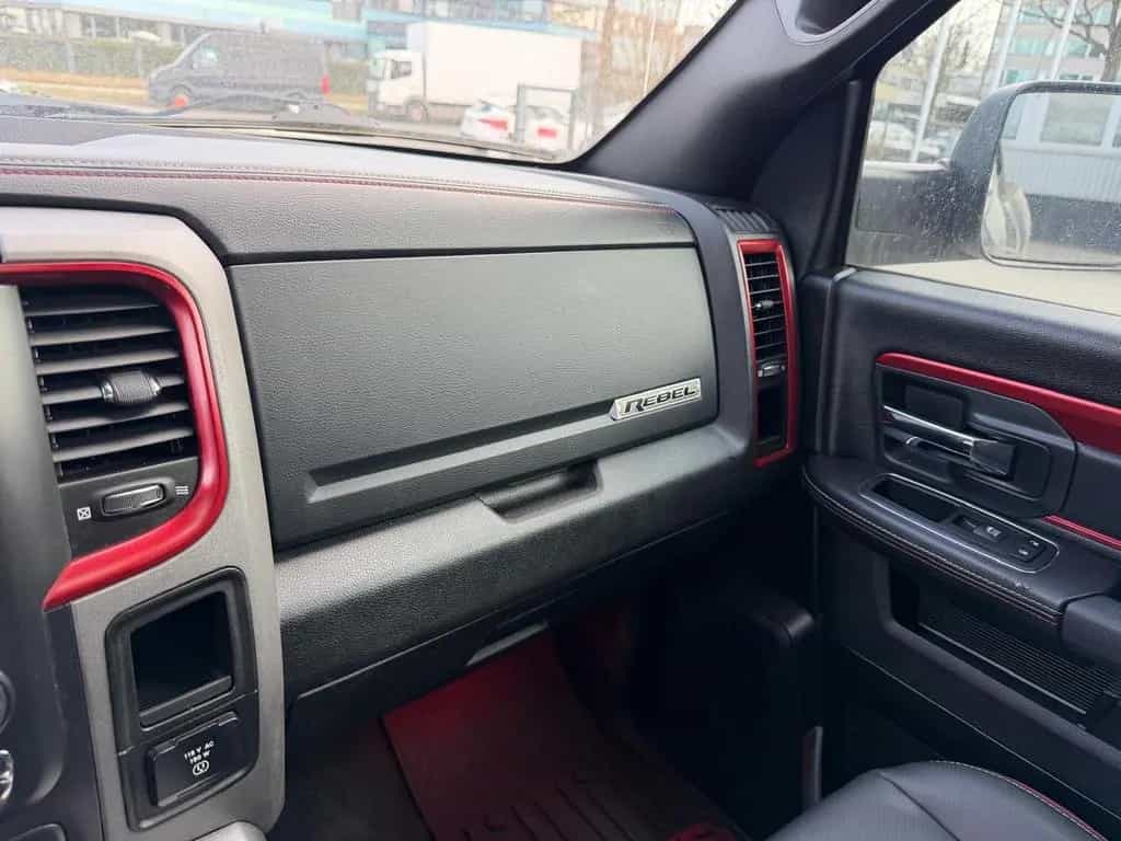 Dodge RAM REBEL, 4x4 ,5.7 Hemi,Crew Cab, 06/2017-photo-21