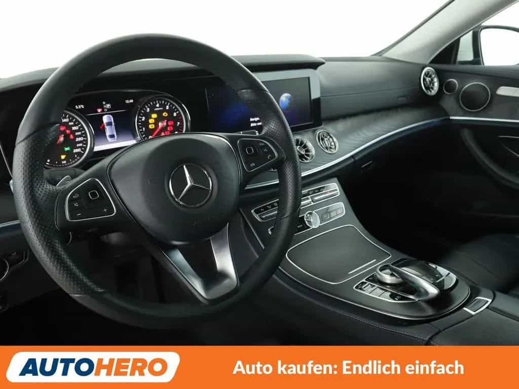 Mercedes-Benz E-Class 200 Avantgarde Aut.*NAVI*CAM*PDC* 09/2018-photo-10