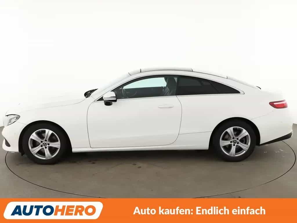 Mercedes-Benz E-Class 200 Avantgarde Aut.*NAVI*CAM*PDC* 09/2018-photo-2