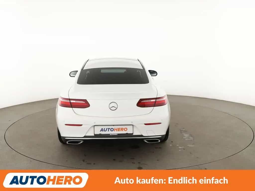 Mercedes-Benz E-Class 200 Avantgarde Aut.*NAVI*CAM*PDC* 09/2018-photo-4