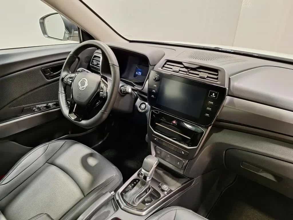 KGM Tivoli Grand 1.5 P 2WD AT Sapphire Pano|Leder|LE 06/2024-photo-9