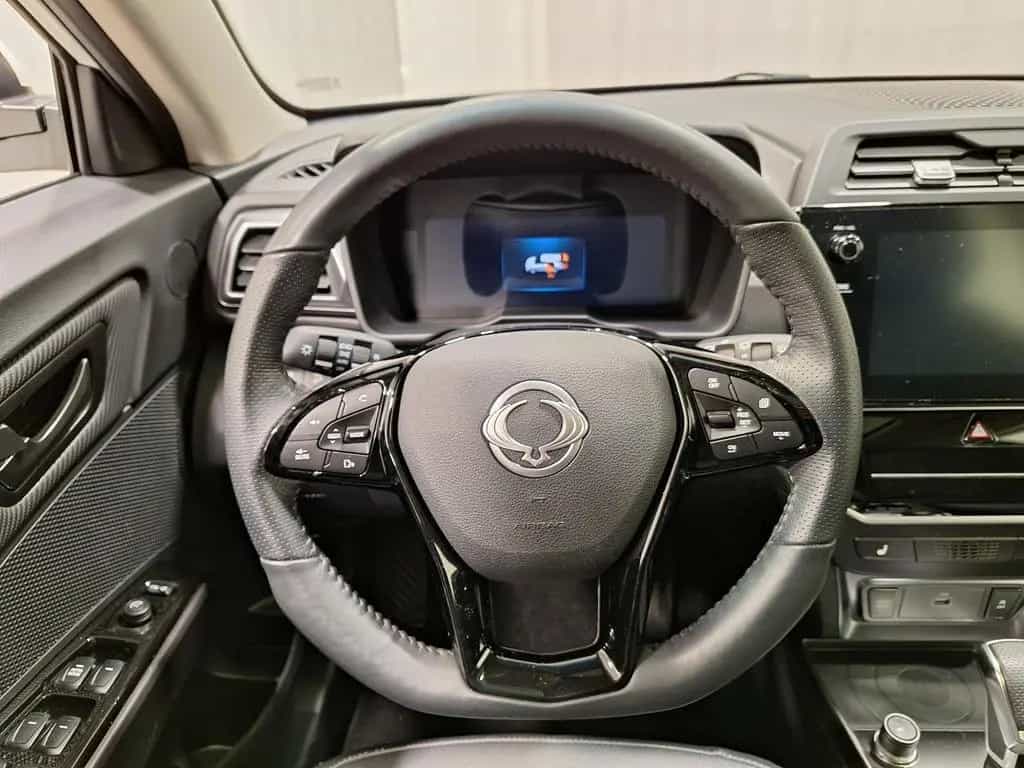 KGM Tivoli Grand 1.5 P 2WD AT Sapphire Pano|Leder|LE 06/2024-photo-15