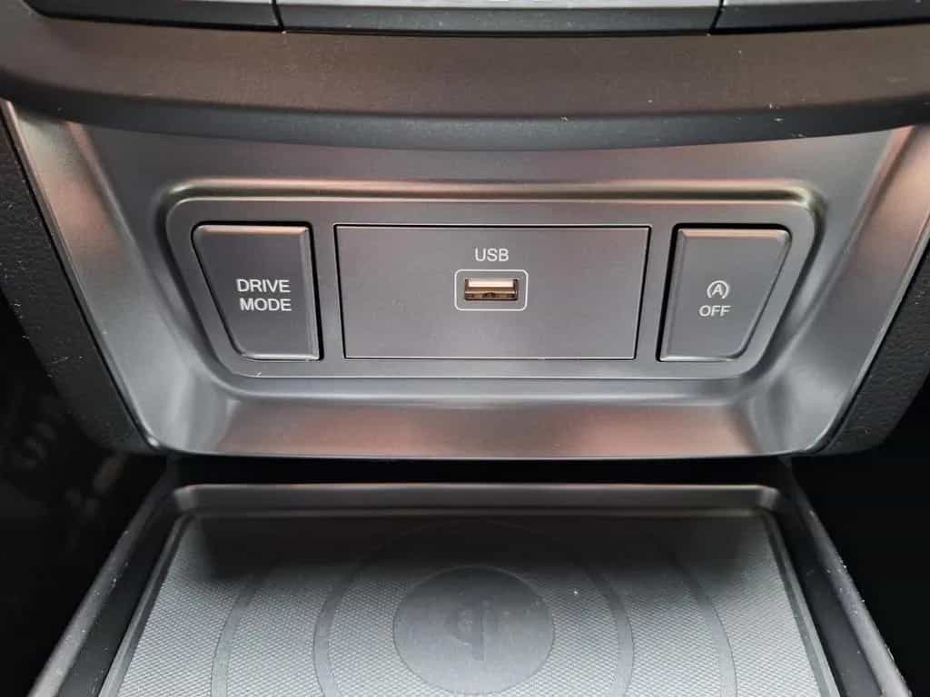 KGM Tivoli Grand 1.5 P 2WD AT Sapphire Pano|Leder|LE 06/2024-photo-19