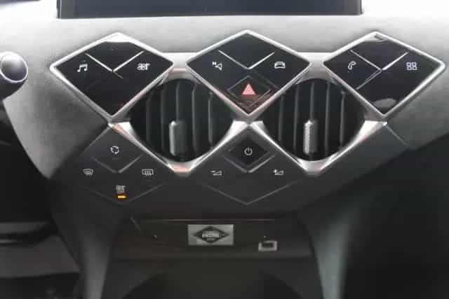 DS Automobiles DS3 Crossback Performance Line PT 155 EAT 12/2020-photo-14