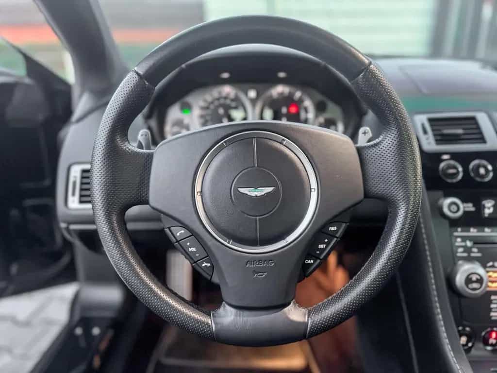 Aston Martin V8 Vantage 4.7l*SCHECKHEFT*WUNDERSCHÖN*GEPFLEGT 01/2009-photo-14