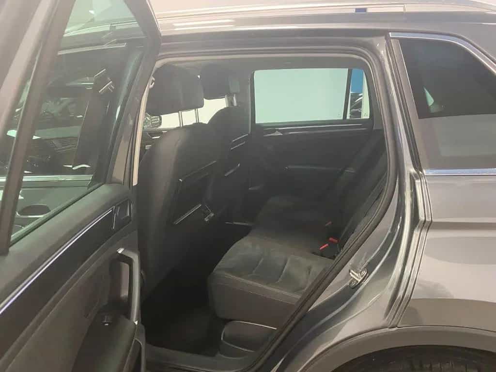 Volkswagen Tiguan 2.0 TSI DSG 4MOTION Highline+ACC+DCC+NAVI 02/2017-photo-17