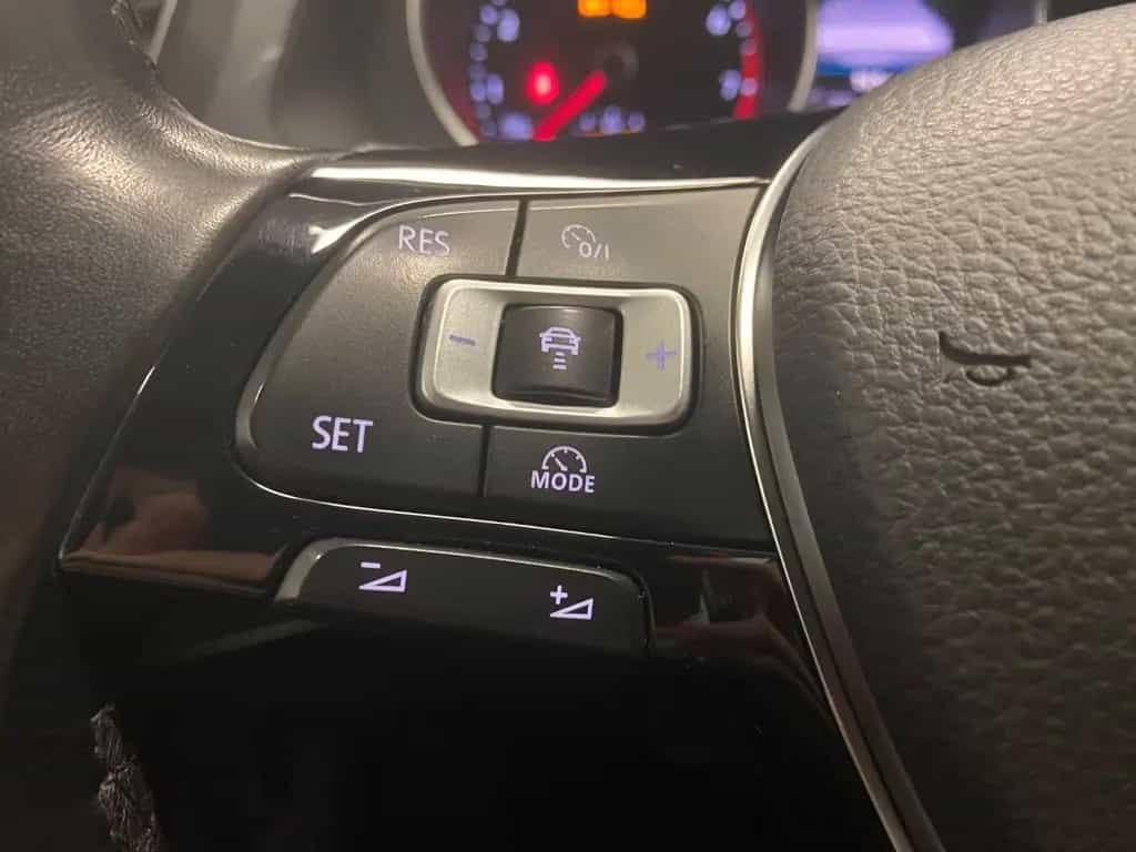 Volkswagen Tiguan 2.0 TSI DSG 4MOTION Highline+ACC+DCC+NAVI 02/2017-photo-8