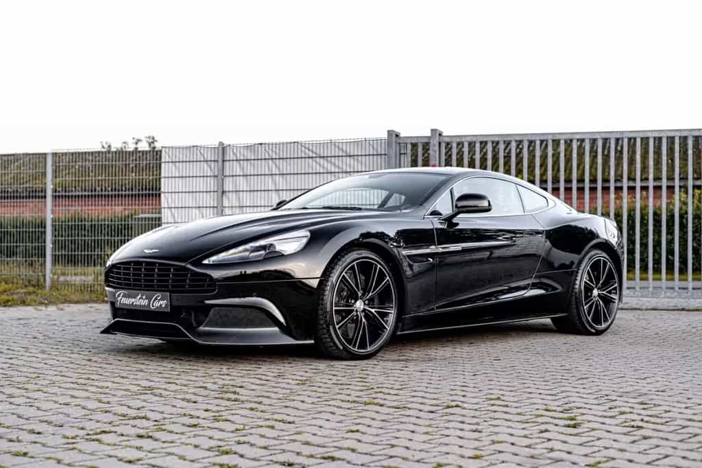 Aston Martin Vanquish 6.0 Auto*ERSTKLASSIG*ENDSTUFE*CARBON* 05/2014-photo-0