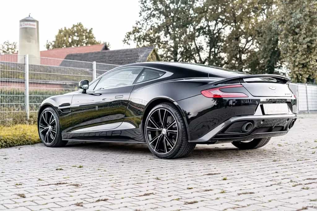 Aston Martin Vanquish 6.0 Auto*ERSTKLASSIG*ENDSTUFE*CARBON* 05/2014-photo-6