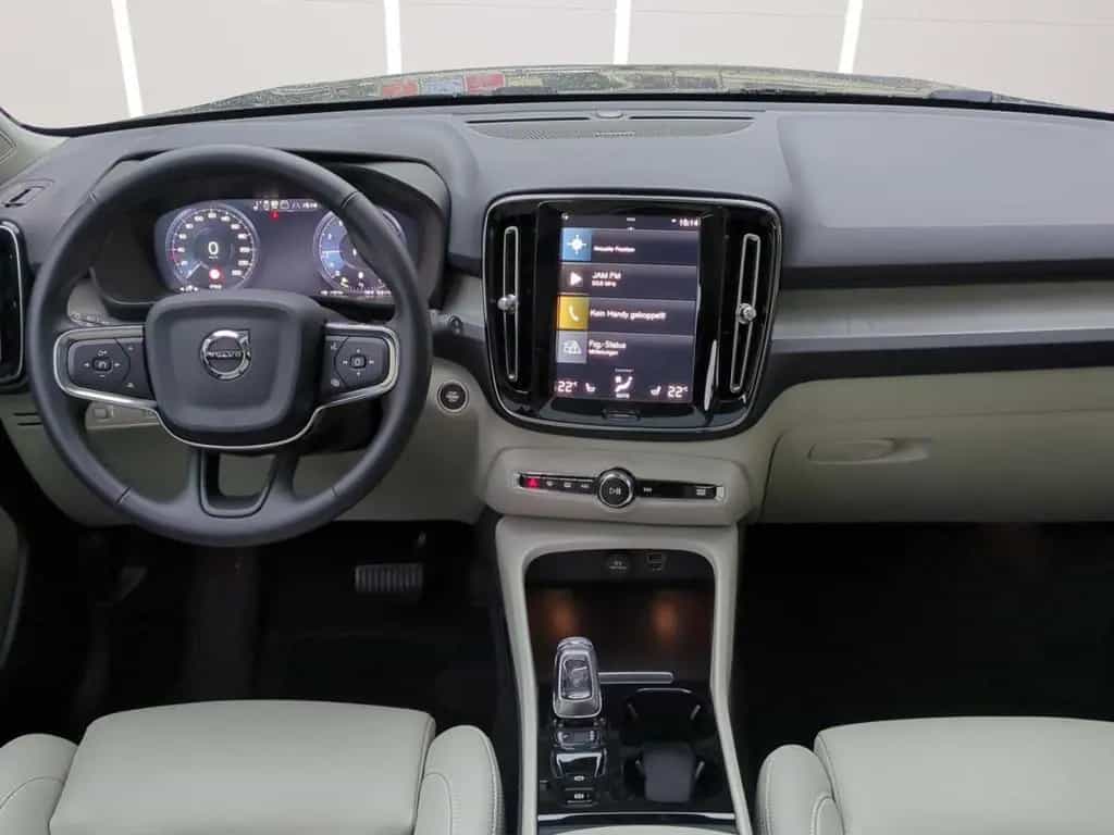 Volvo XC40 B4 Inscription *360*HK*Pano*e-Sitze*ACC* 08/2022-photo-10