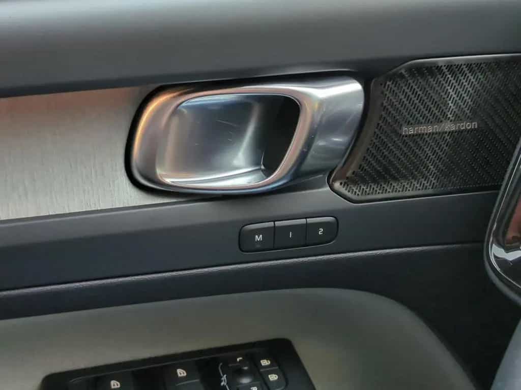 Volvo XC40 B4 Inscription *360*HK*Pano*e-Sitze*ACC* 08/2022-photo-16