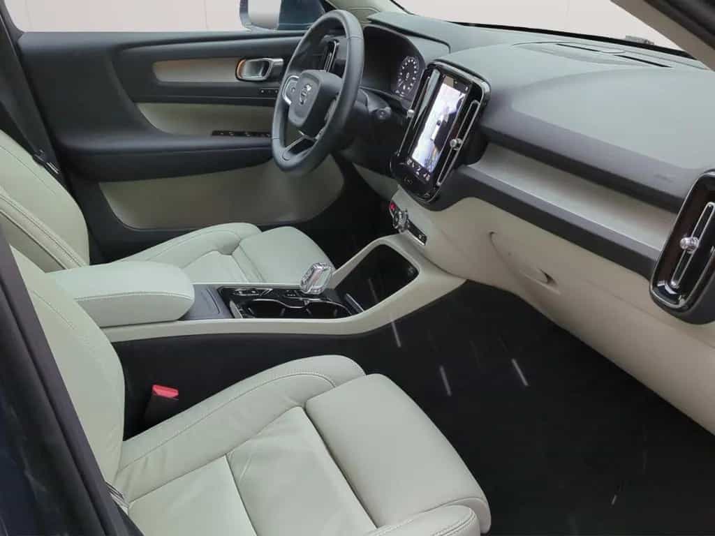 Volvo XC40 B4 Inscription *360*HK*Pano*e-Sitze*ACC* 08/2022-photo-24