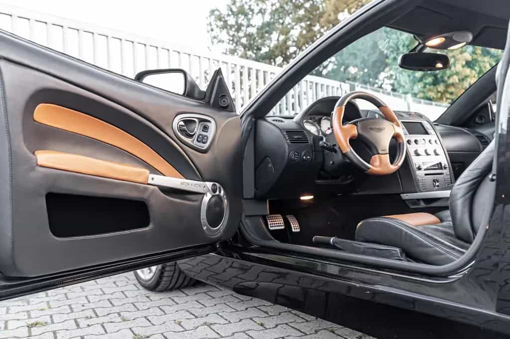 Aston Martin Vanquish S*TOP ZUSTAND*VOLL LEDER*KLASSIKER*V12 08/2006-photo-14