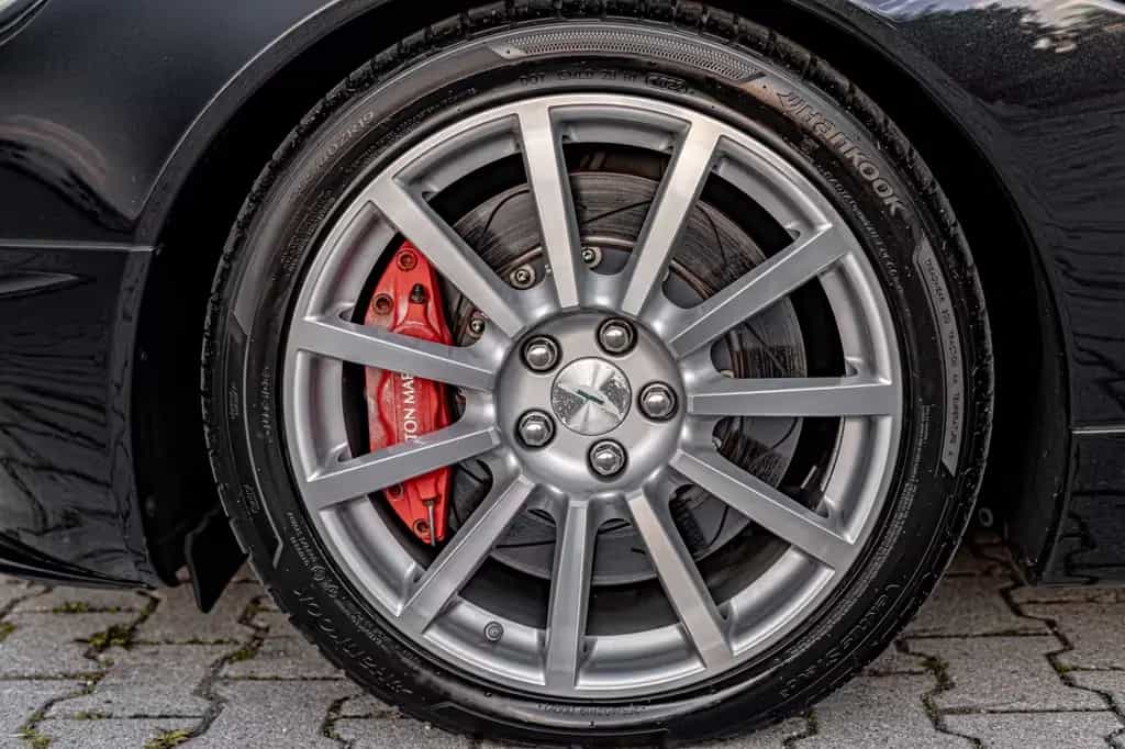 Aston Martin Vanquish S*TOP ZUSTAND*VOLL LEDER*KLASSIKER*V12 08/2006-photo-7