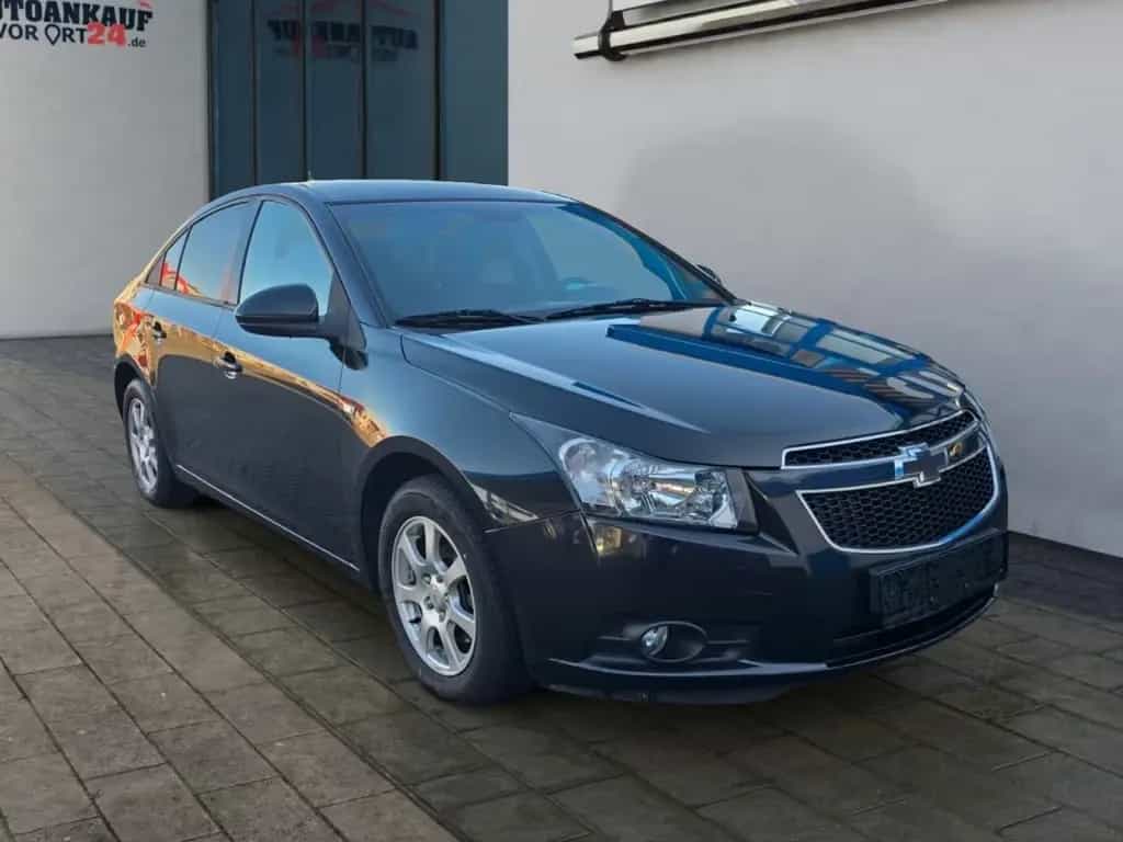 Chevrolet Cruze LT 2.0 D*Klima**2JGarantie* Klima 03/2011-photo-0