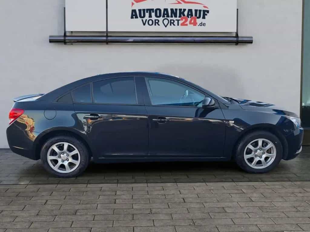 Chevrolet Cruze LT 2.0 D*Klima**2JGarantie* Klima 03/2011-photo-1