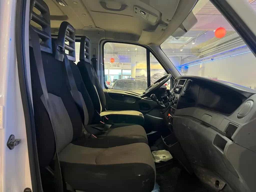 Iveco Daily 35s15 DoKa Pritsche*AHK=3500KG*KEIN TÜV* 05/2014-photo-7