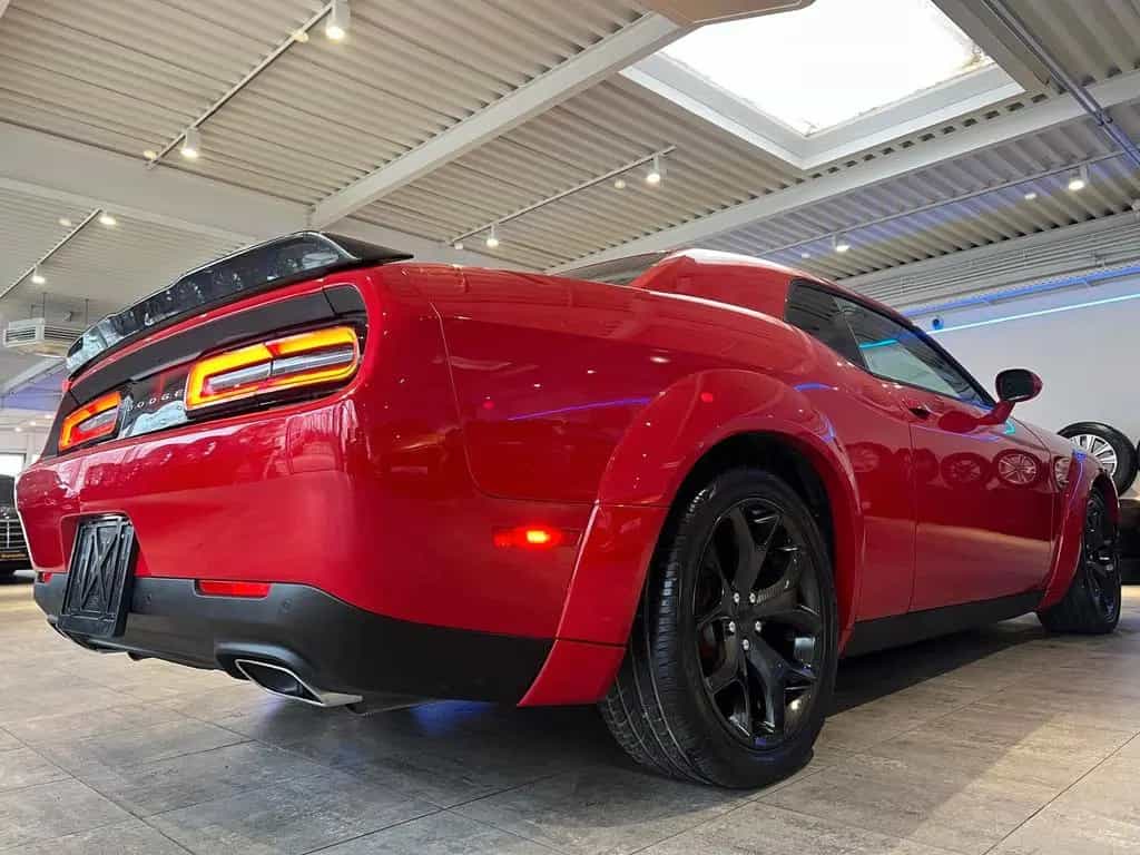 Dodge Challenger 5,7 V8 *Garantie *Original 9.400Km* 07/2017-photo-10