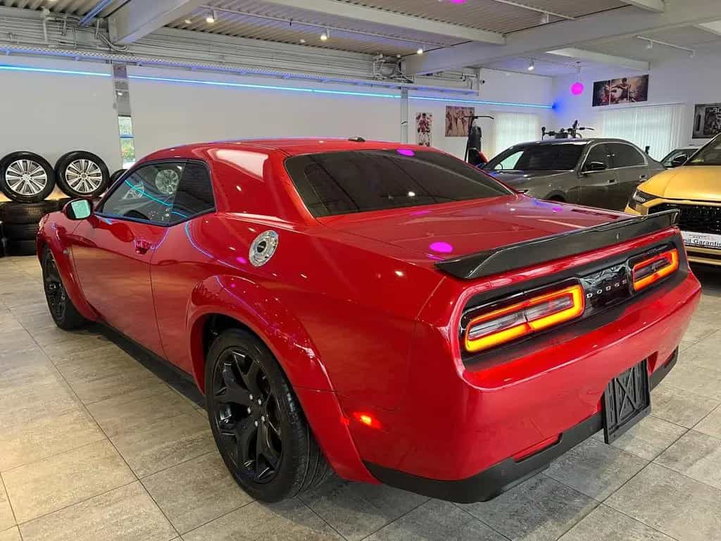 Dodge Challenger 5,7 V8 *Garantie *Original 9.400Km* 07/2017-photo-12