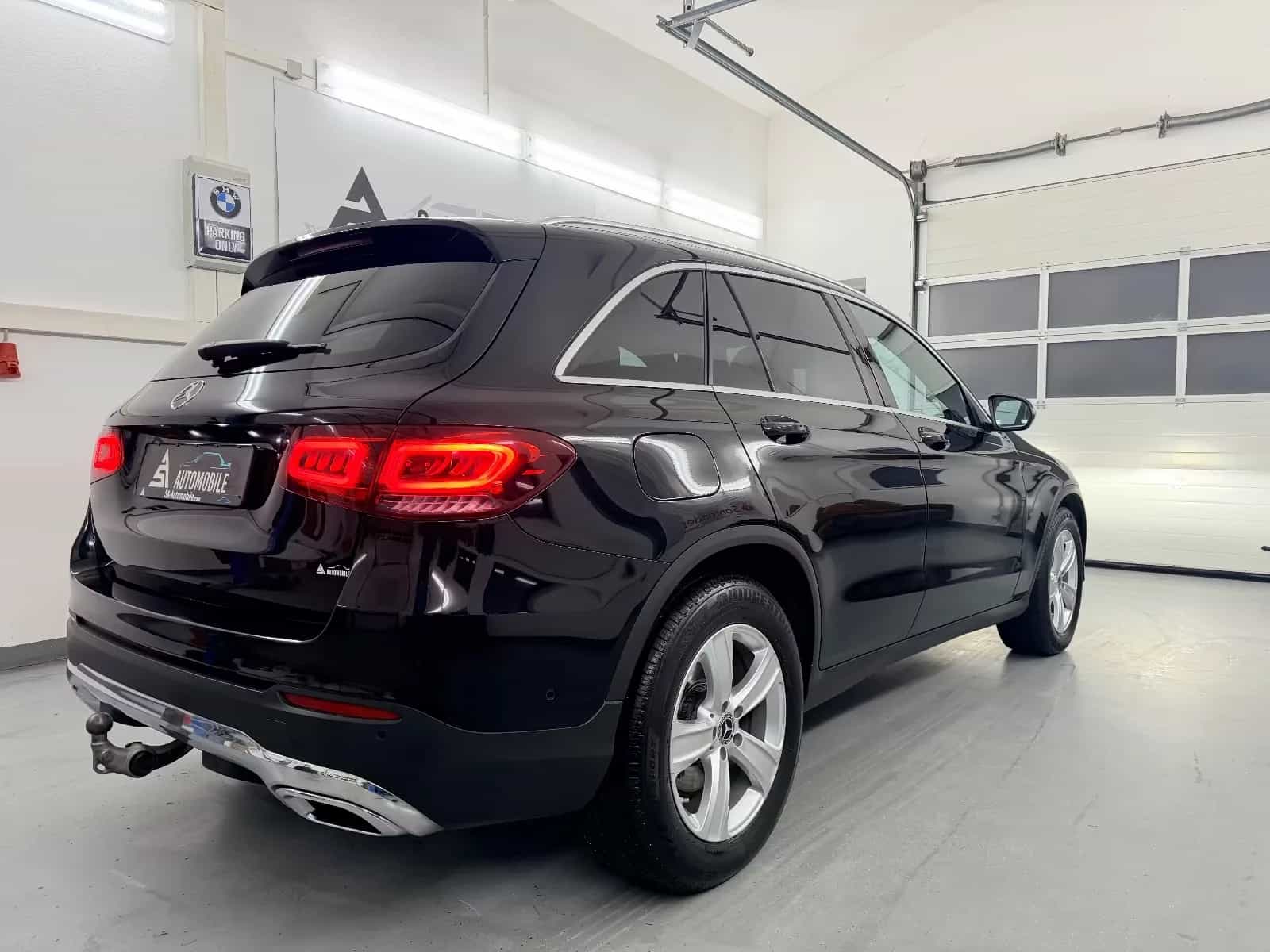Mercedes-Benz GLC-Class 300 12/2020-photo-6