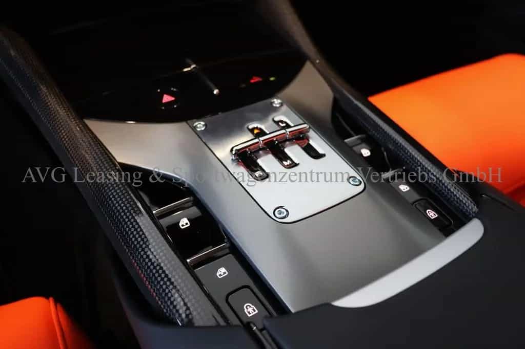 Ferrari Purosangue NEW 2026/Mandarin/8xCarbon/Pano/Full null-photo-21