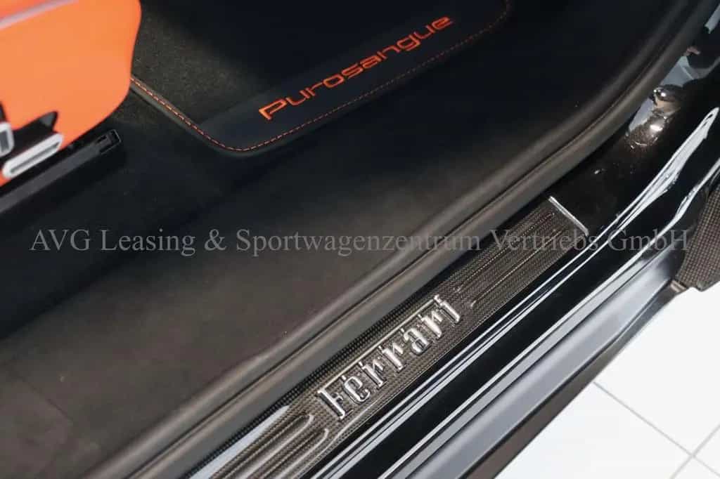 Ferrari Purosangue NEW 2026/Mandarin/8xCarbon/Pano/Full null-photo-32