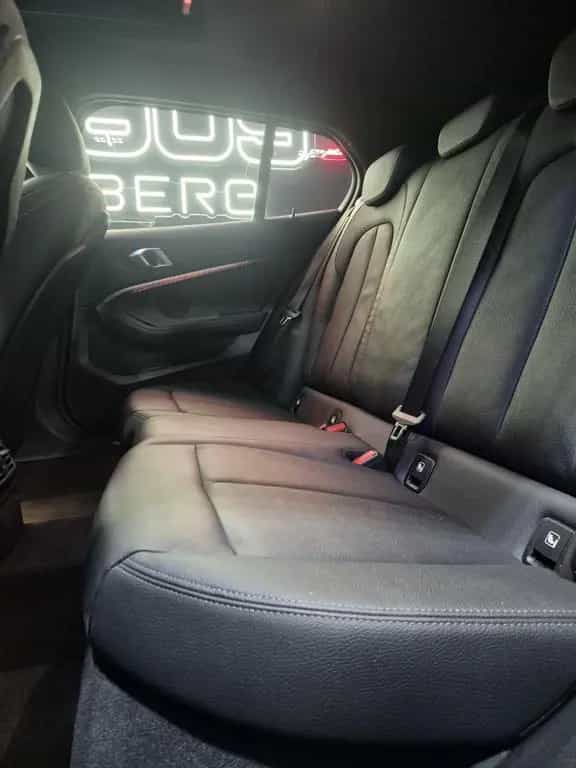 BMW M135 i xDrive *PERFORMANCE M*PANO*LEDER*MEMORY* 09/2020-photo-10