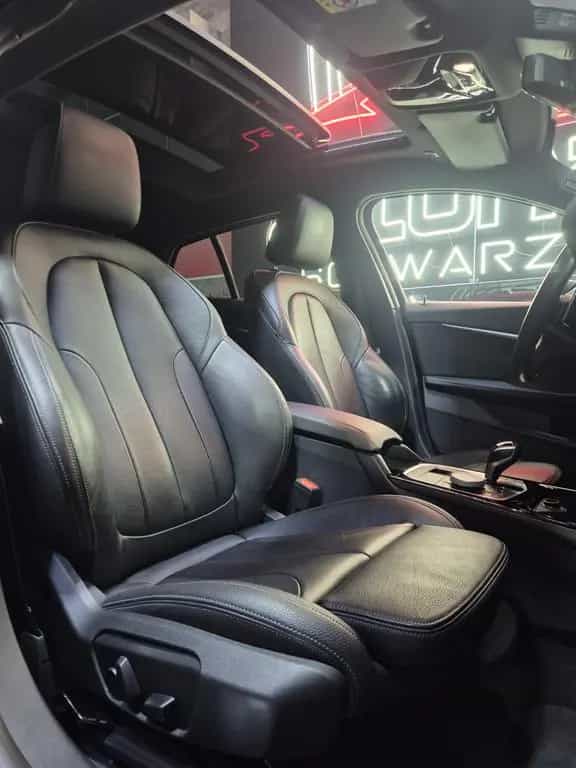 BMW M135 i xDrive *PERFORMANCE M*PANO*LEDER*MEMORY* 09/2020-photo-17
